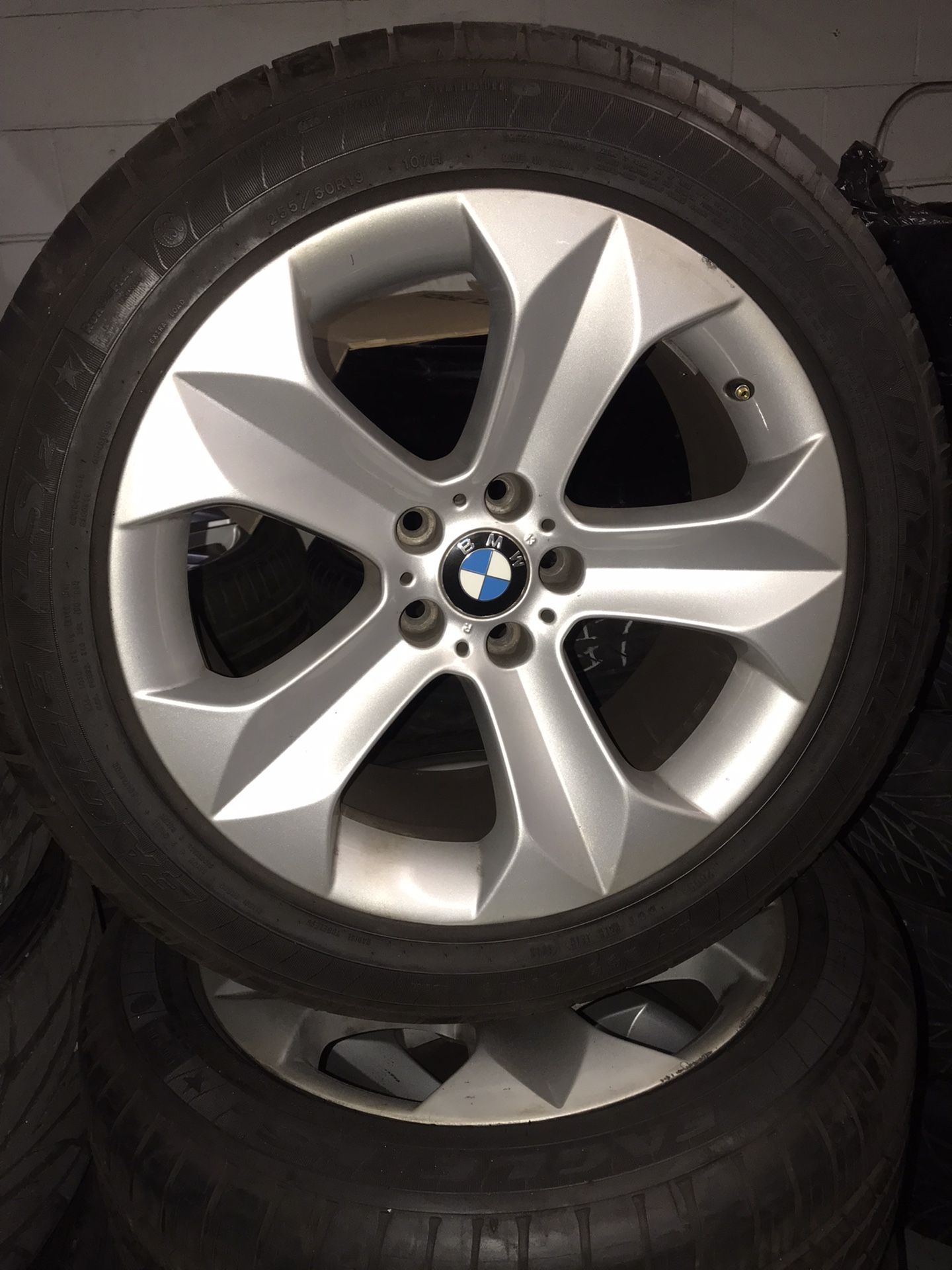BMW X5 Wheels for Sale in Hayward, CA - OfferUp