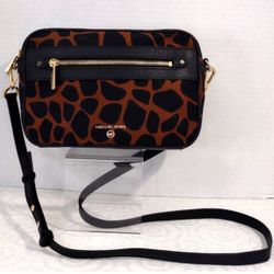 NWOT Michael Kors, the Jet Set Charm Large East West Giraffe Crossbody Purse