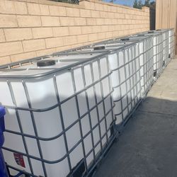 250 Gallon Water Totes/ Tanks
