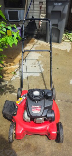 20" Yard Machine Push Lawn Mower