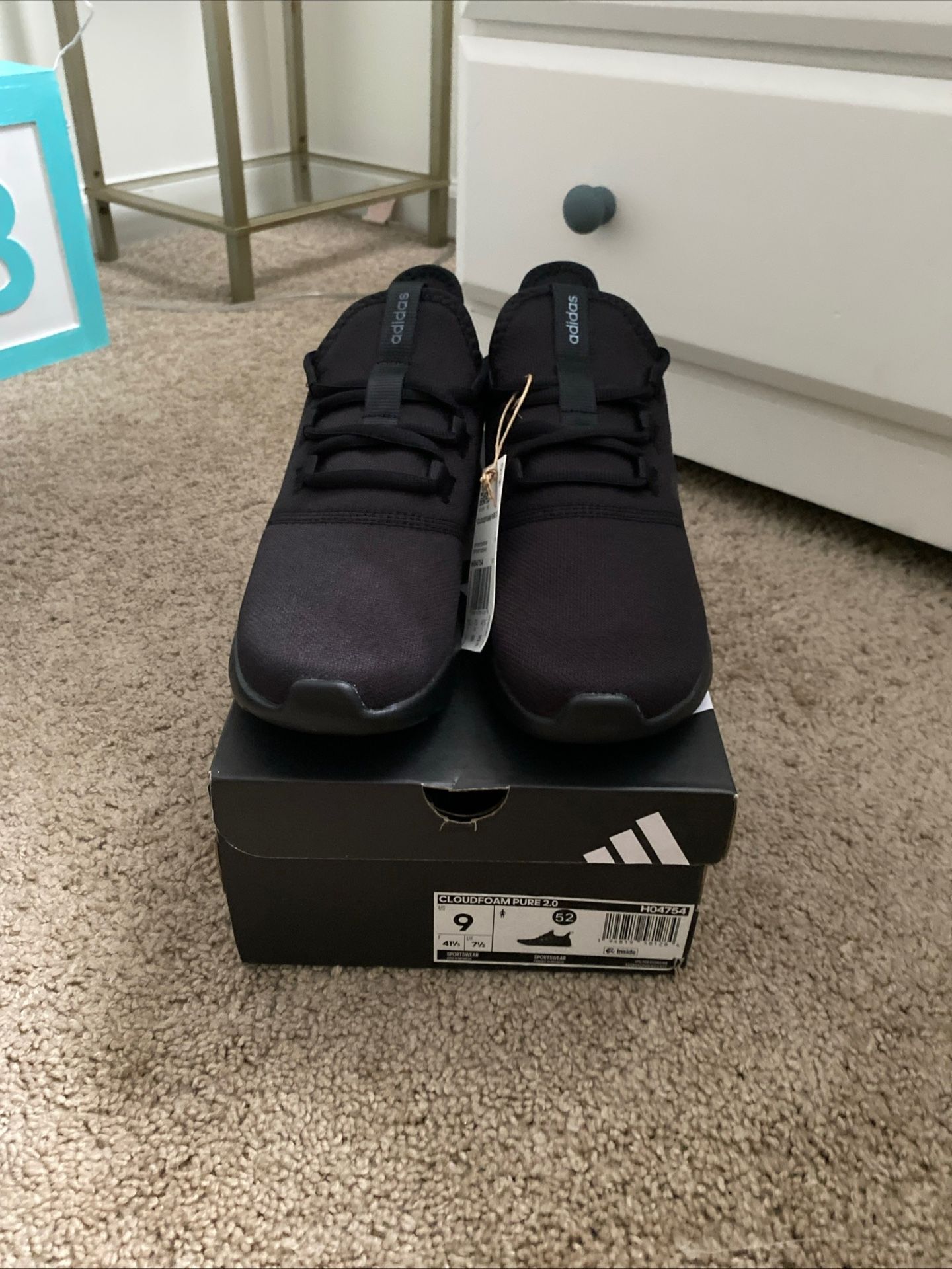 Adidas Cloud Foam Shoes Size 9