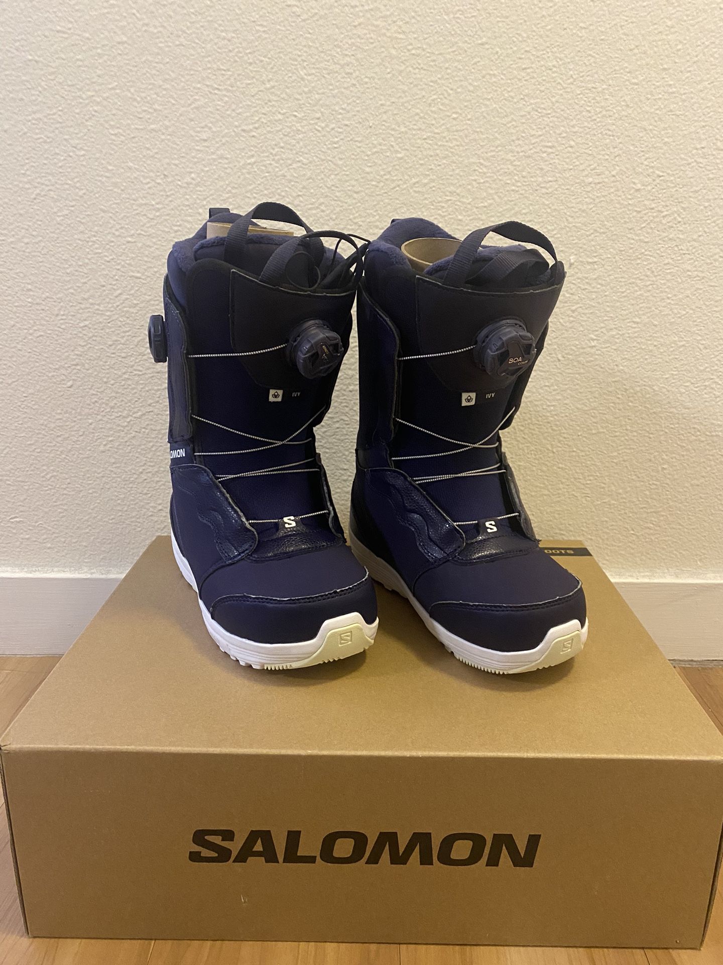 Salomon Ivy double boa womens size 6.5 snowboard boots