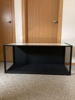display case