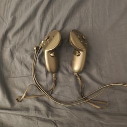 Meta Quest Pro Controllers