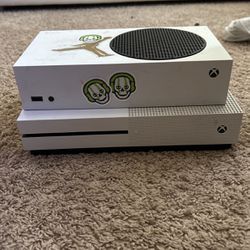 Xbox 1 S And xbox series S