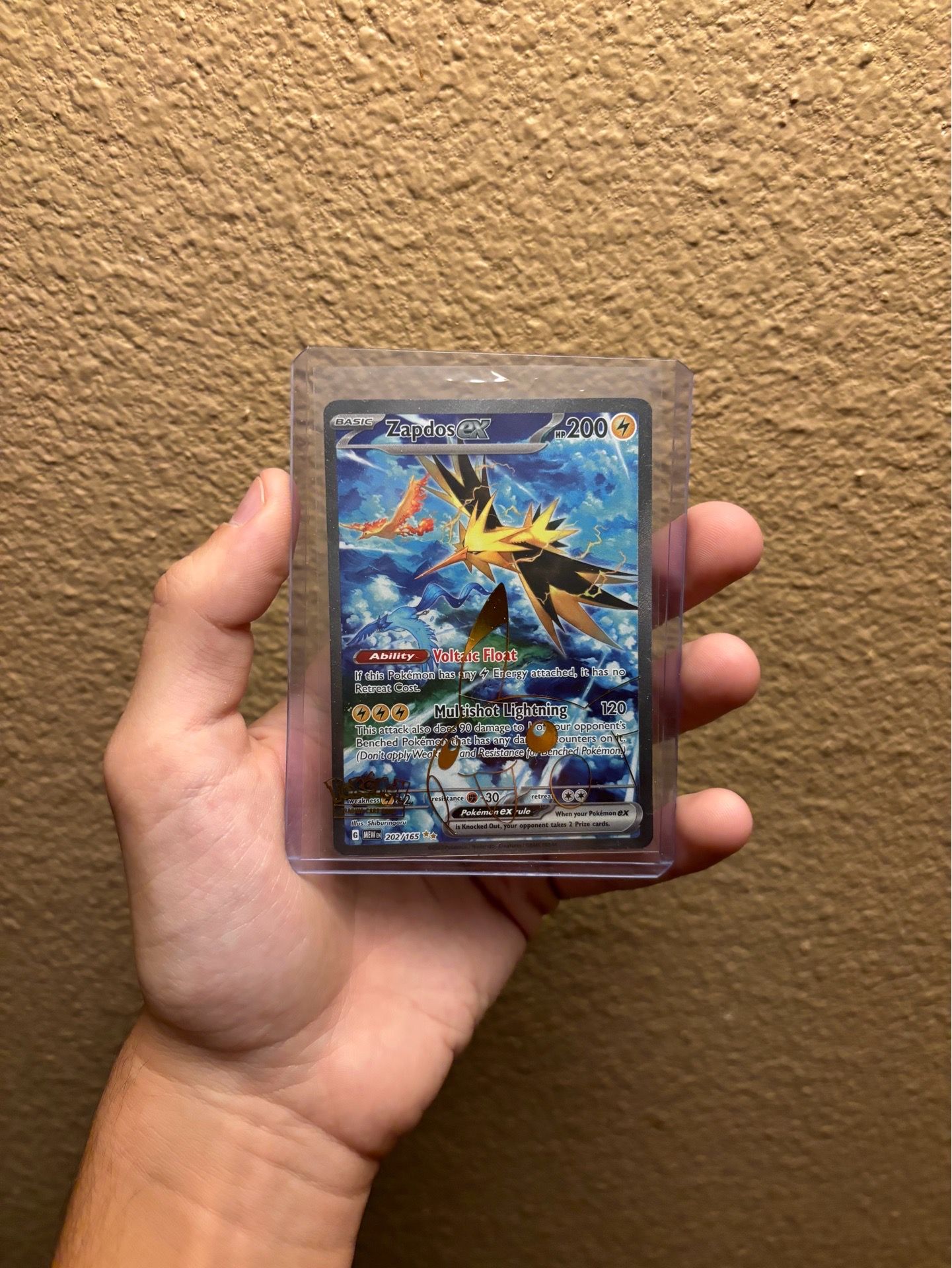 Zaptos EX 151 Pokemon card
