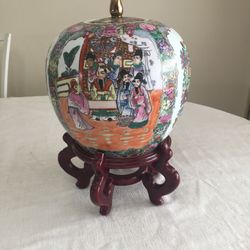 Chinese Hand Painted Porcelain Ginger Jar