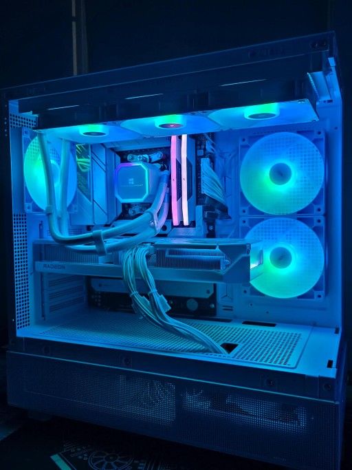 💥Versatile White PC💥 RX 9070XT | Ryzen 9 7900X | 32GB DDR5 | 1TB NVME M.2 | Windows 11 Pro