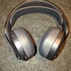 Sony PULSE 3D Wireless Gaming Headset for PlayStation 5 PS4 