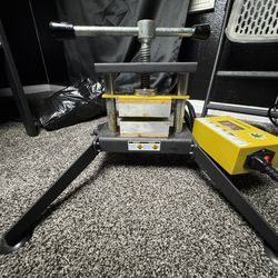 Rosineer GRIP Twist Rosin Press, 2.5 Ton Force