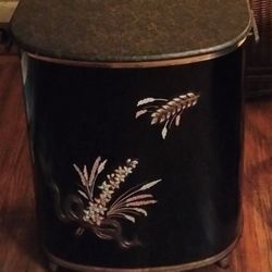 Metal Hamper Vintage