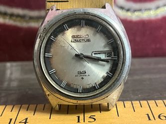 Seiko 5 Actus Automatic Watch Vintage Stainless Steel Mens 6106 7520