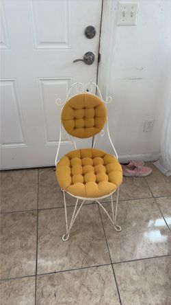 Metal type chair