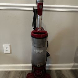Open Box Carpet Vacuum 