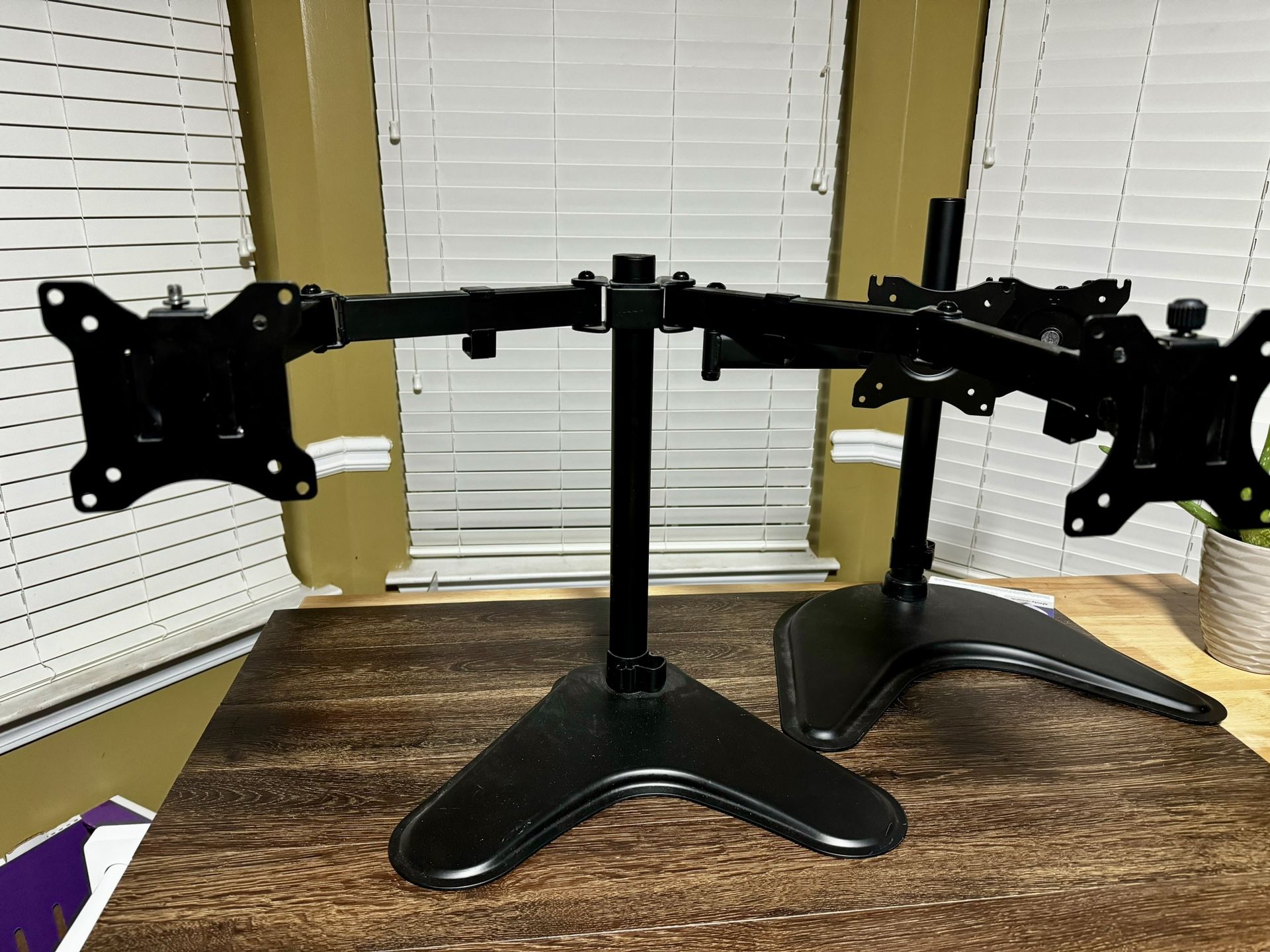 Dual Monitor And Single Monitor Adjustable Stand