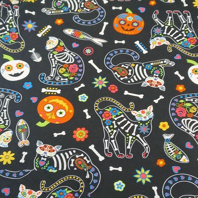 XXL Serene Uniforms Women's Halloween Day of the Dead Scrub Top Skulls Pumpkins
