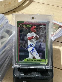 Bryce Harper Topps Chrome Signed Baseball Card