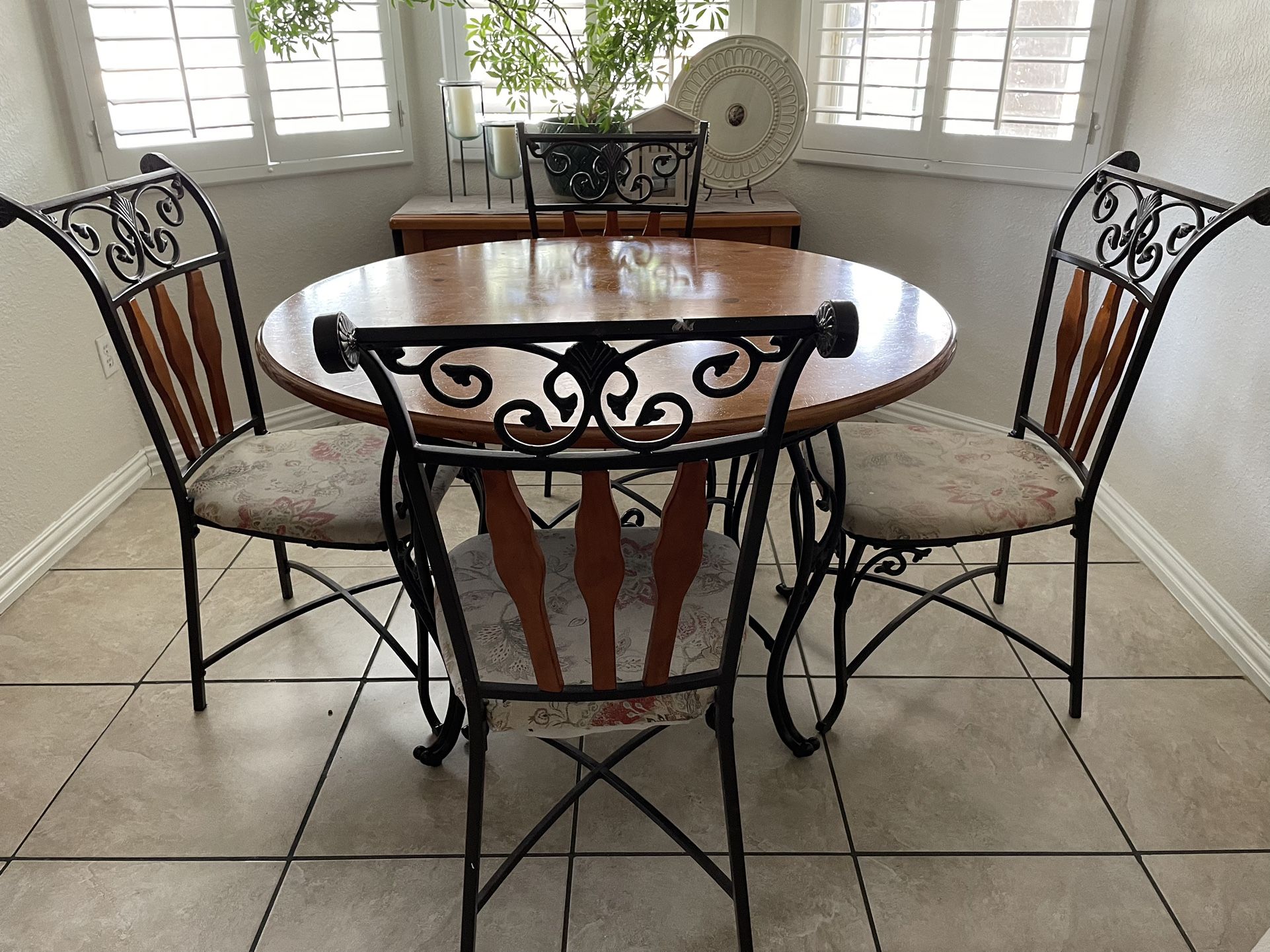 Dining Set With 4 Chairs