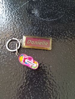 Danielle Key Chain Must pick up in Nashua Price is Firm.