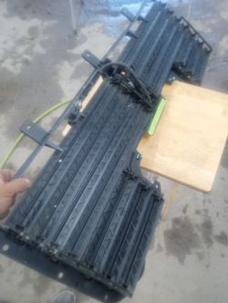 Sierra /Silverado Grille Shutter 