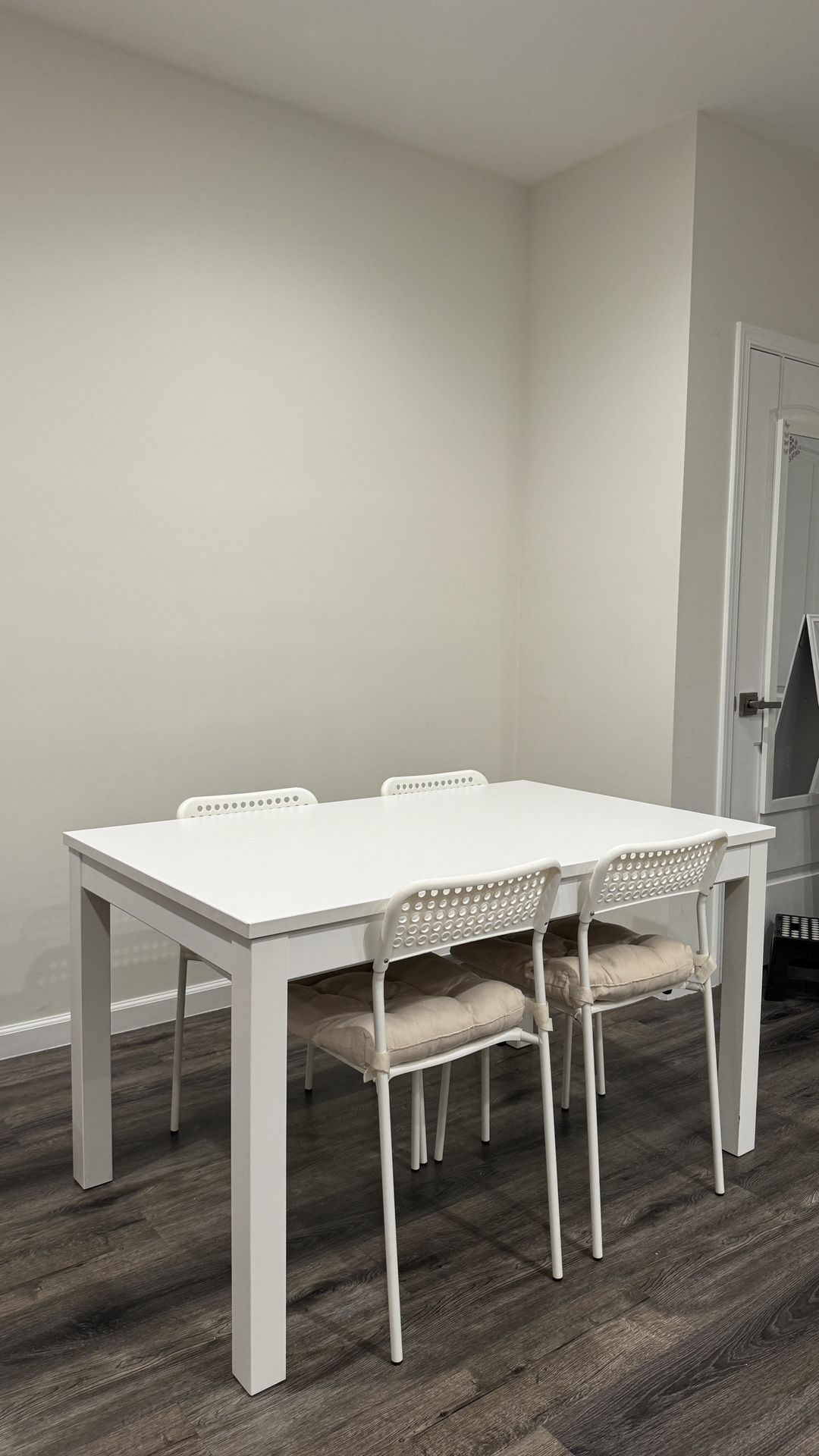 Dining Table and 4 chairs