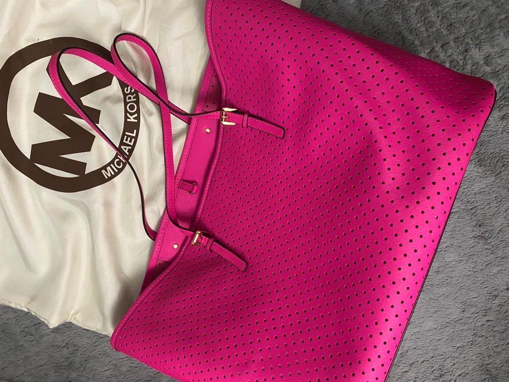 Michael Kors Leather Tote bag. Barbie