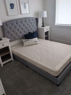 Wayfair queen headboard and matching frame.
