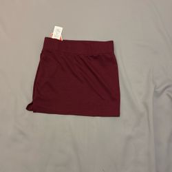 Women’s Maroon Skirt Brand New Size Small