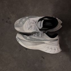 Saucony Endorphin Pro 4