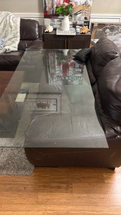 Glass top for coffee table