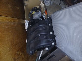 14 Ford Flex Stock Intake Manifold & Throttle Body