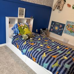 Kid Bed W/ Storage W/ Twins Mattress 