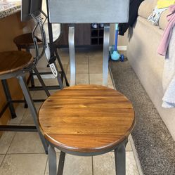 World Market Bar Stool *READ DESCRIPTION*