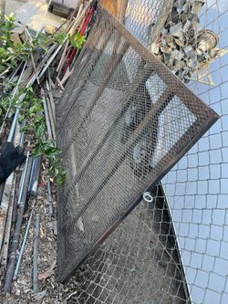 Selling TRAILER GATE WITH .METAL GRATE EXPANDED  METAL SIZE 80 1/2 INCHES  BY48 INCHES  FOR  TRAILER  400 OBO GOOD SHAPE