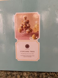 Martha Stewart Cupcakes Holder