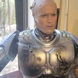 Robocop Hot Toys Figure Die-cast 