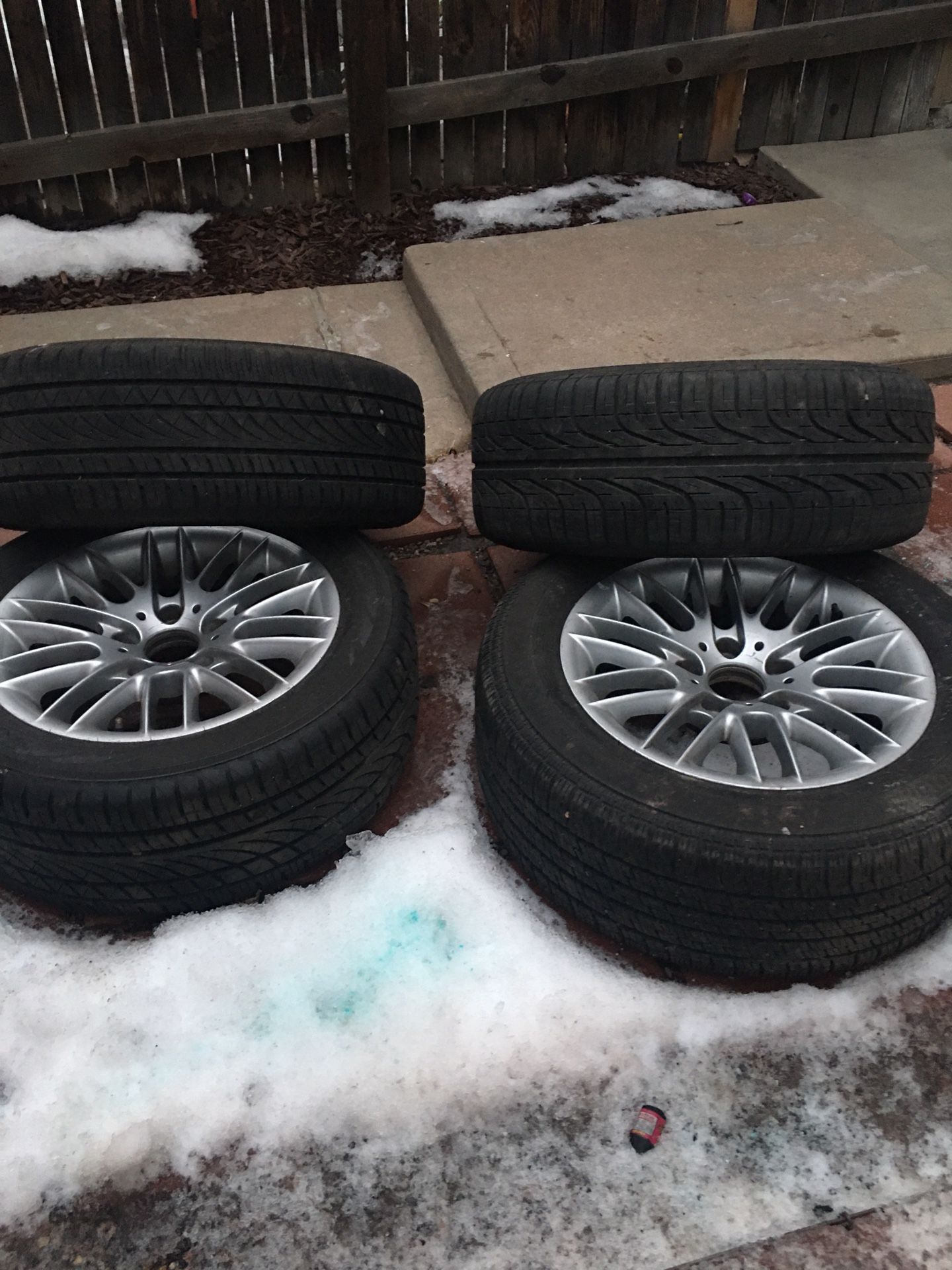 BMW 225/55R16