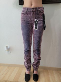 Ladies GUESS Jeans T27/L29 new $20