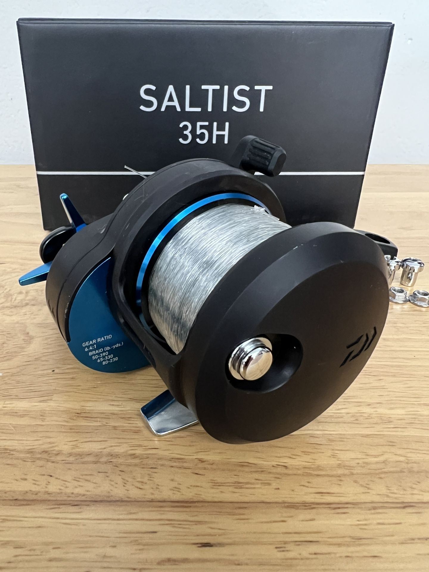 avanti fishing reels Avanti FS 3000 Reel Fixed Spool Spinning Stand and Deliver 5:2:1