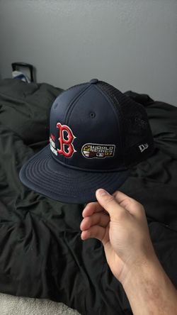 Snapback hat