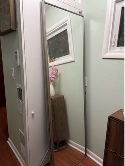 Closet Doors (Mirror)