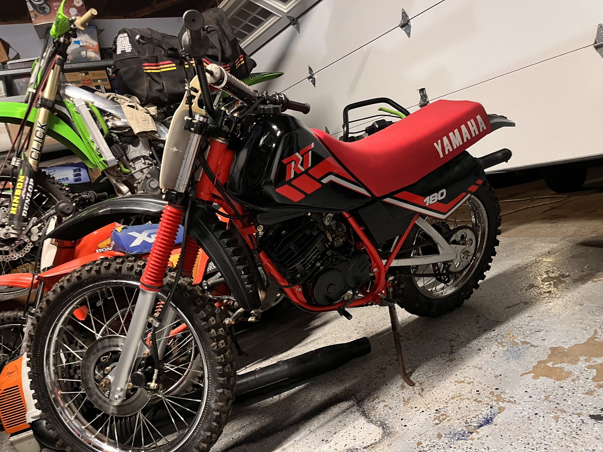 1990 Yamaha RT 180