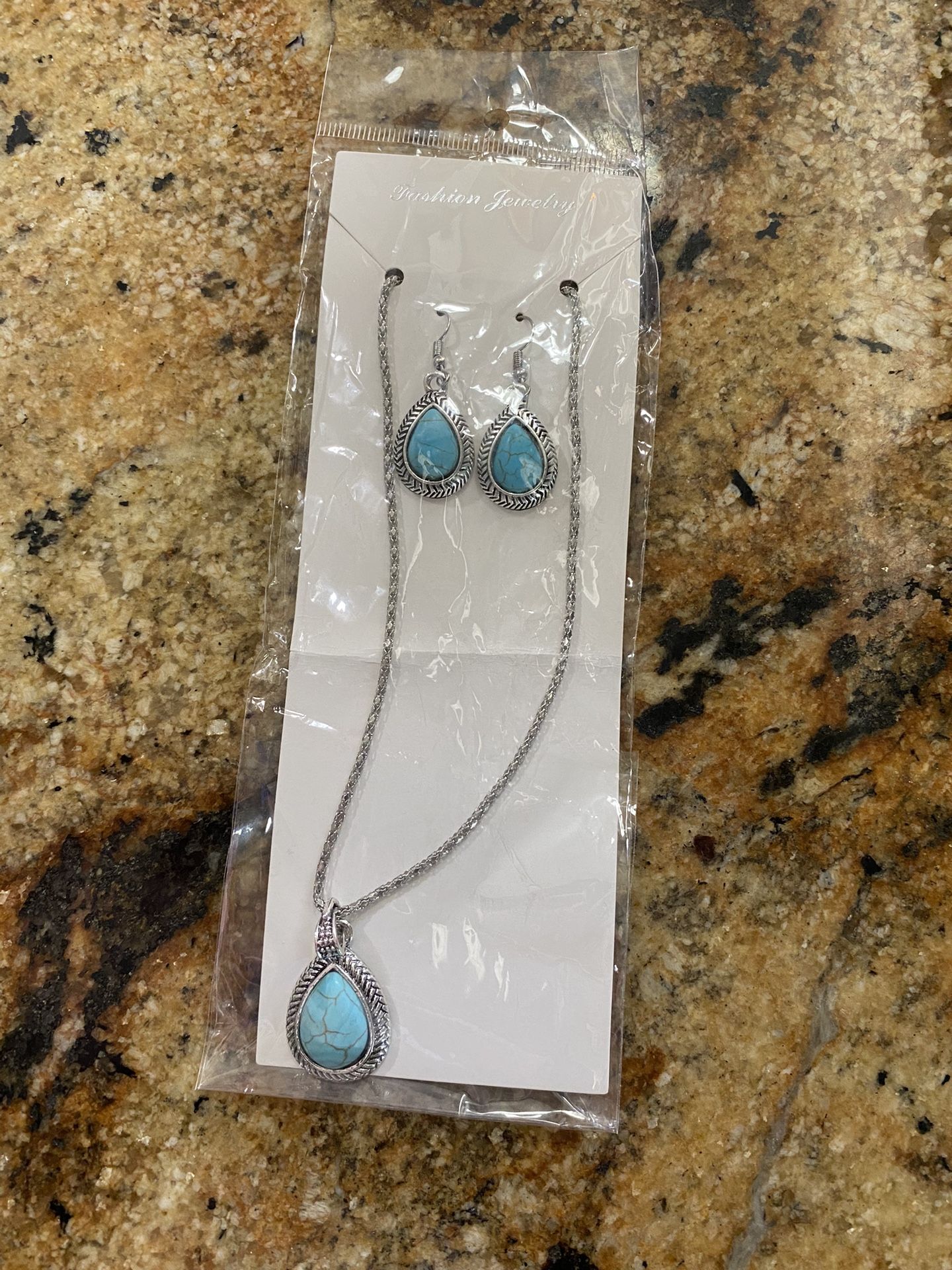 Turquoise Tear Drop Necklace And Earrings Set 