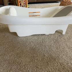 Infant / Newborn Bath Tub 