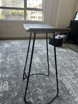 3 Bar Stools