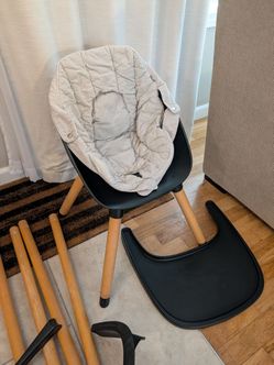 Lalo High Chair with Play Legs