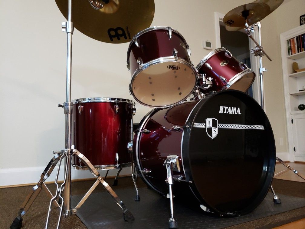 TAMA 5- piece drumset with Meinl cymbals and Tama hardware