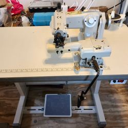 Sewing machine, for making invisible hems
