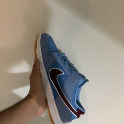 Nike SB Phillies