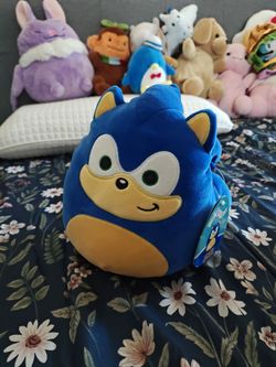 Sonic the Hedgehog Squishmallow